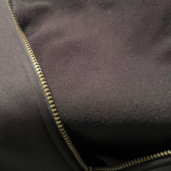 NWT FILA Zip Jacket - Picture 4 of 7